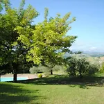 Agriturismo Acquaviva * Тоди